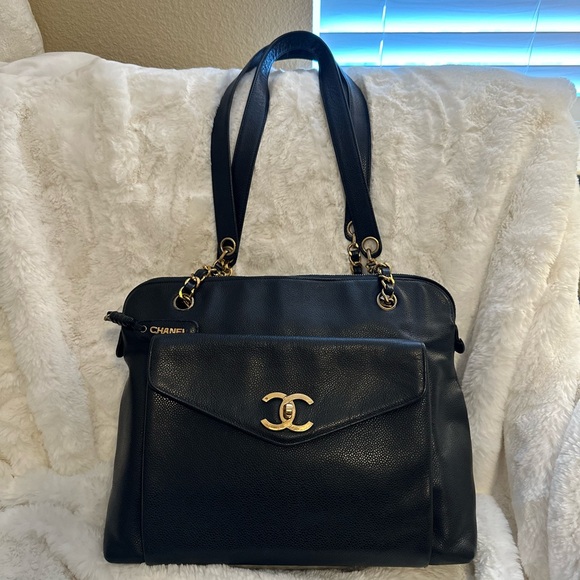 CHANEL calfskin leather CC turn lock leather in/out Authentic Vintage Classic - Picture 1 of 5
